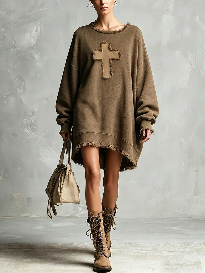 Manon | Abito felpa oversize a maniche lunghe con orlo sfrangiato