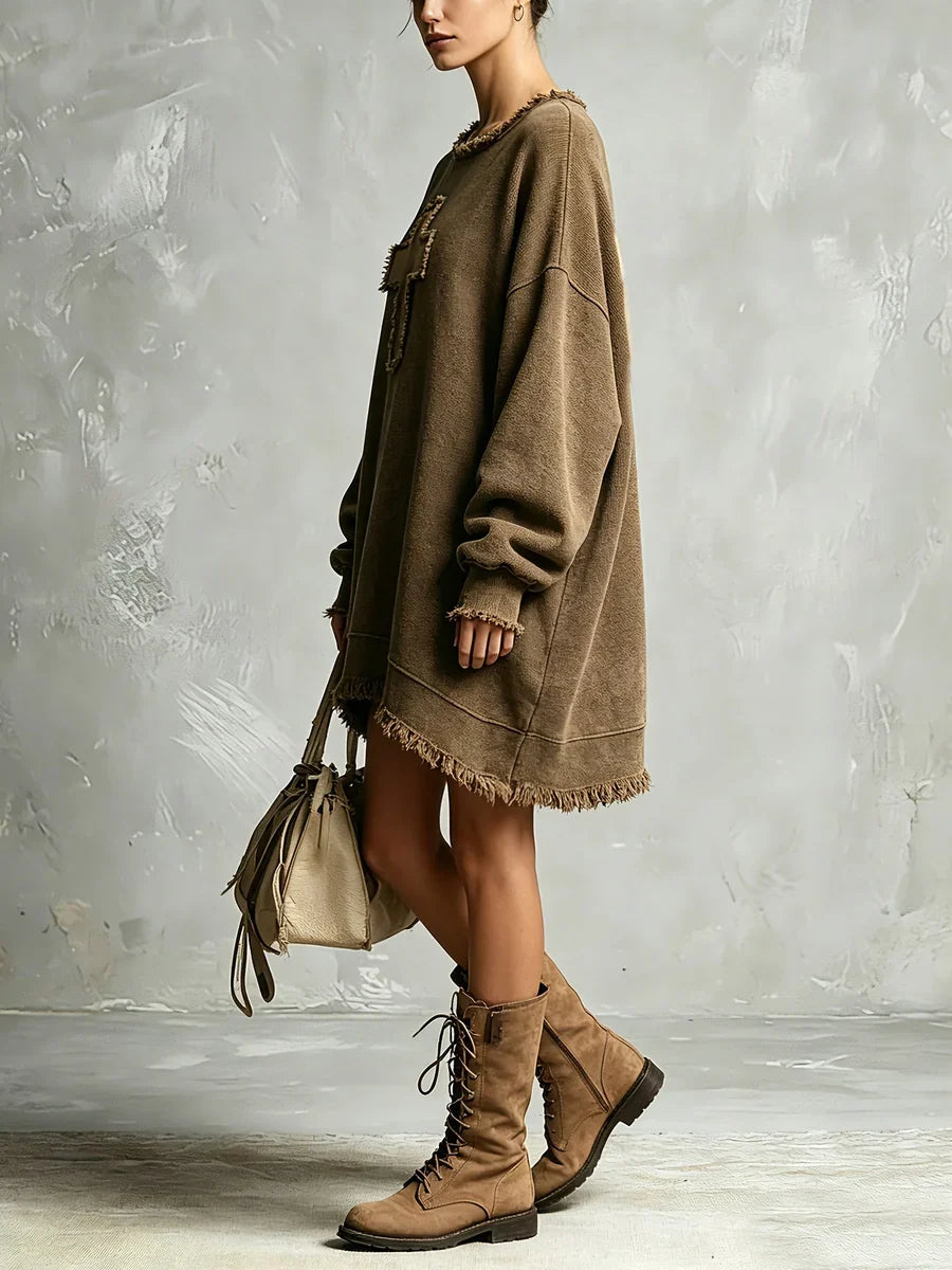 Manon | Abito felpa oversize a maniche lunghe con orlo sfrangiato