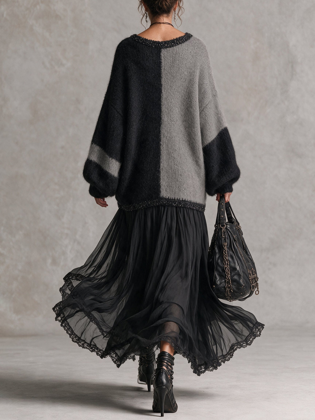 Capucine | Abito lungo oversize in maglia, effetto patchwork in mousseline nera e grigia