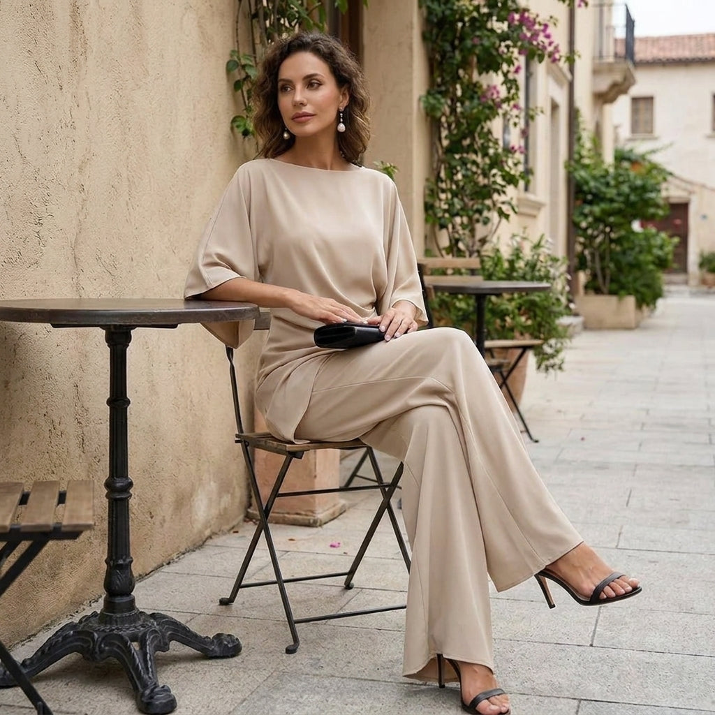 Elara | Completo con blusa drappeggiata e pantaloni a gamba larga