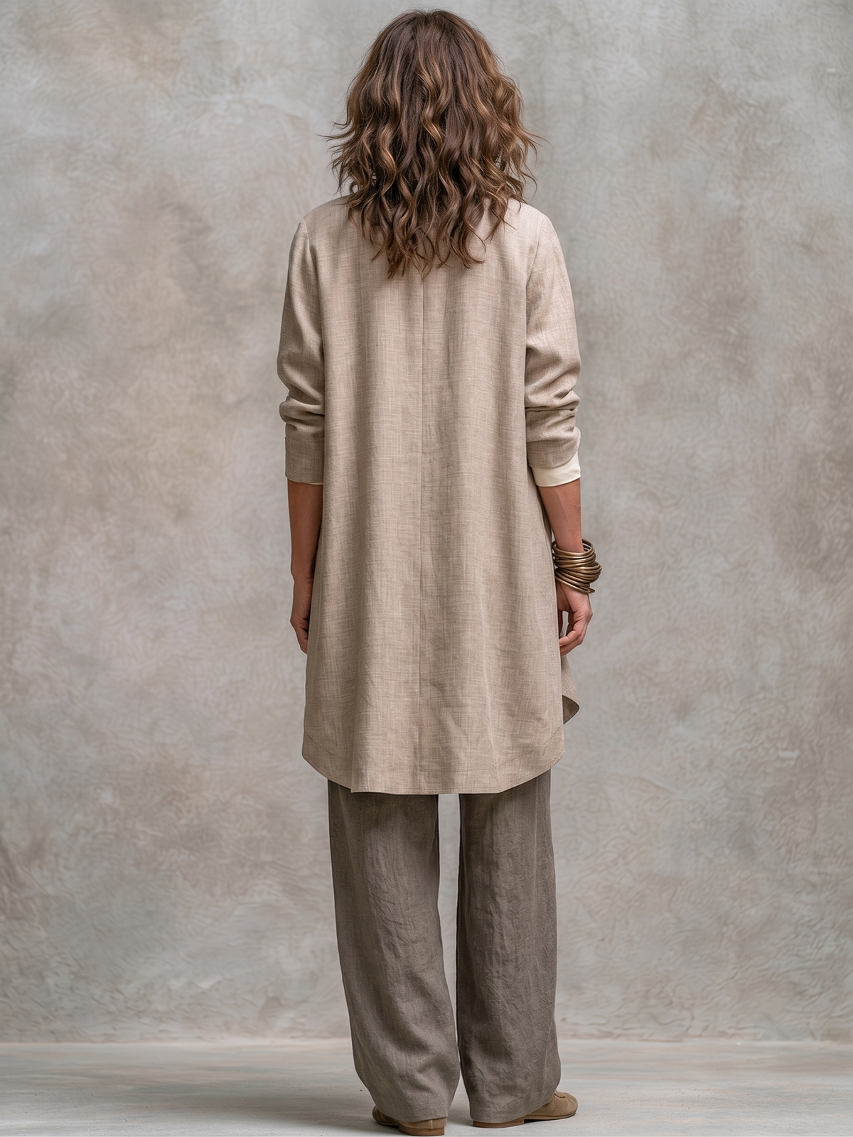 Francesca | Completo casual a tre pezzi beige-grigio, elegante, dalla vestibilità ampia e a strati